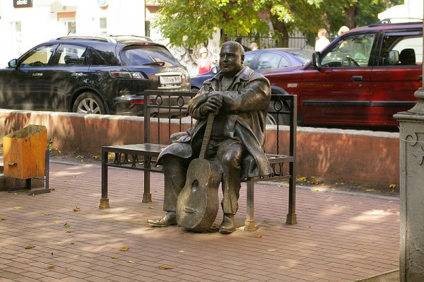 Памятник Михаилу Кругу в Твери